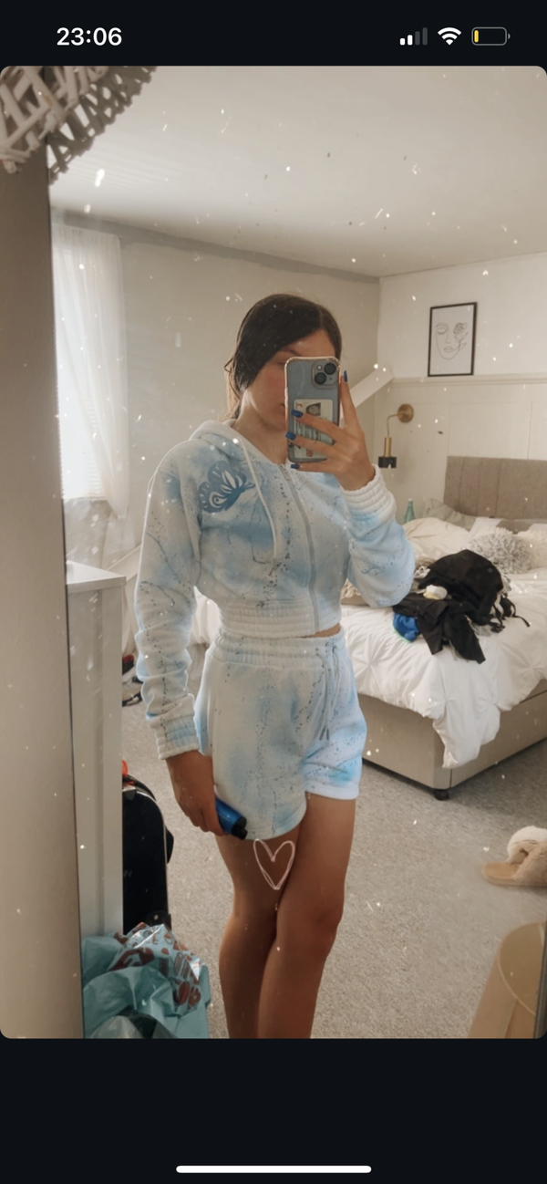 White Womens Cropped Shorts Set