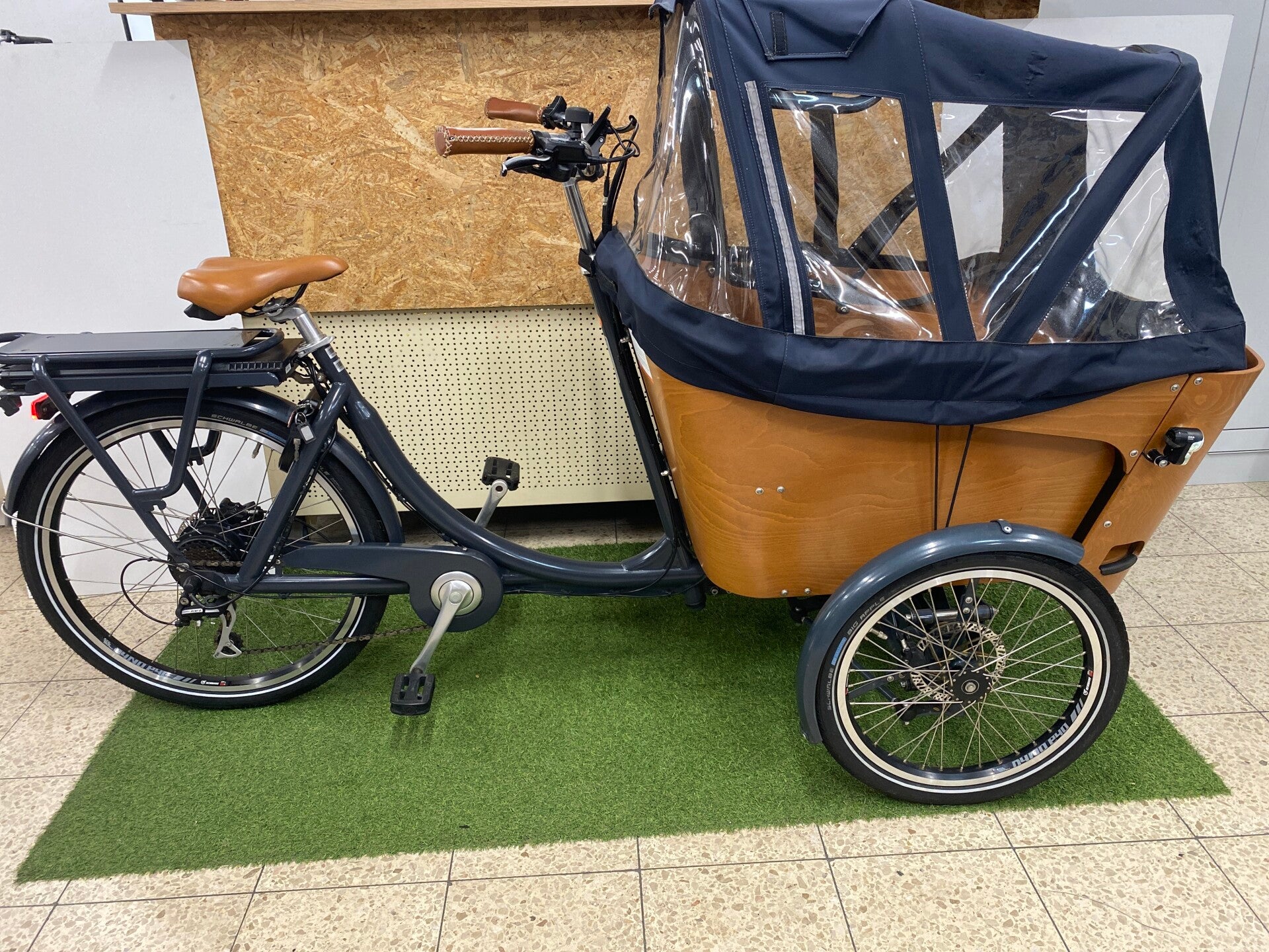 BABBOE FLOW E BAKFIETS 2024 500WH SLECHTS 1443 KM