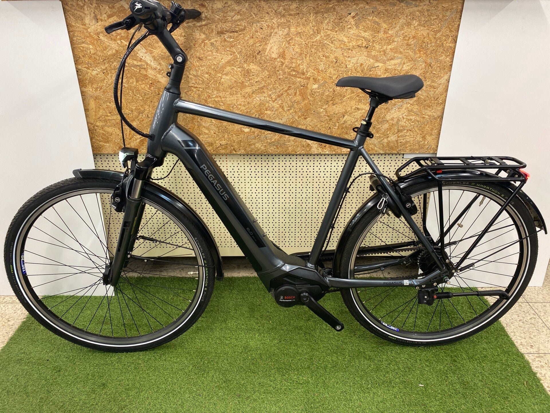 PEGASUS PREMIO EVO 5R 2022 BOSCH HERENFIETS 60 CM BELT DRIVE