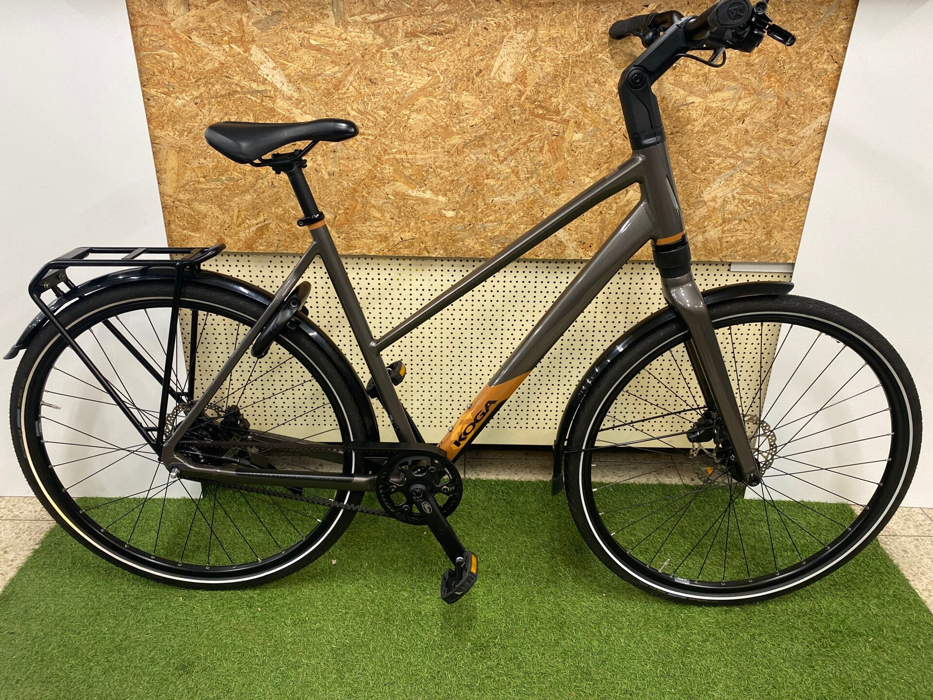 KOGA F3 8.0 2024 DAMESFIETS 56 CM ALFINE 11 BELT DRIVE