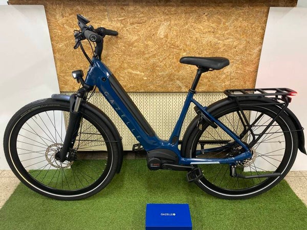GAZELLE ULTIMATE C380 2025 49 CM BELT DRIVE SLECHTS 407 KM