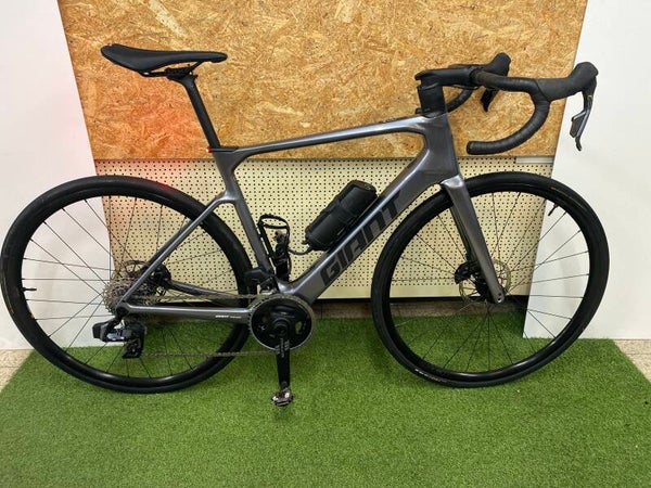 GIANT DEFY ADVANCED E+ ELITE 2 2026 ML ELEKTRISCHE RACEFIETS 400WH SLECHTS 476 KM