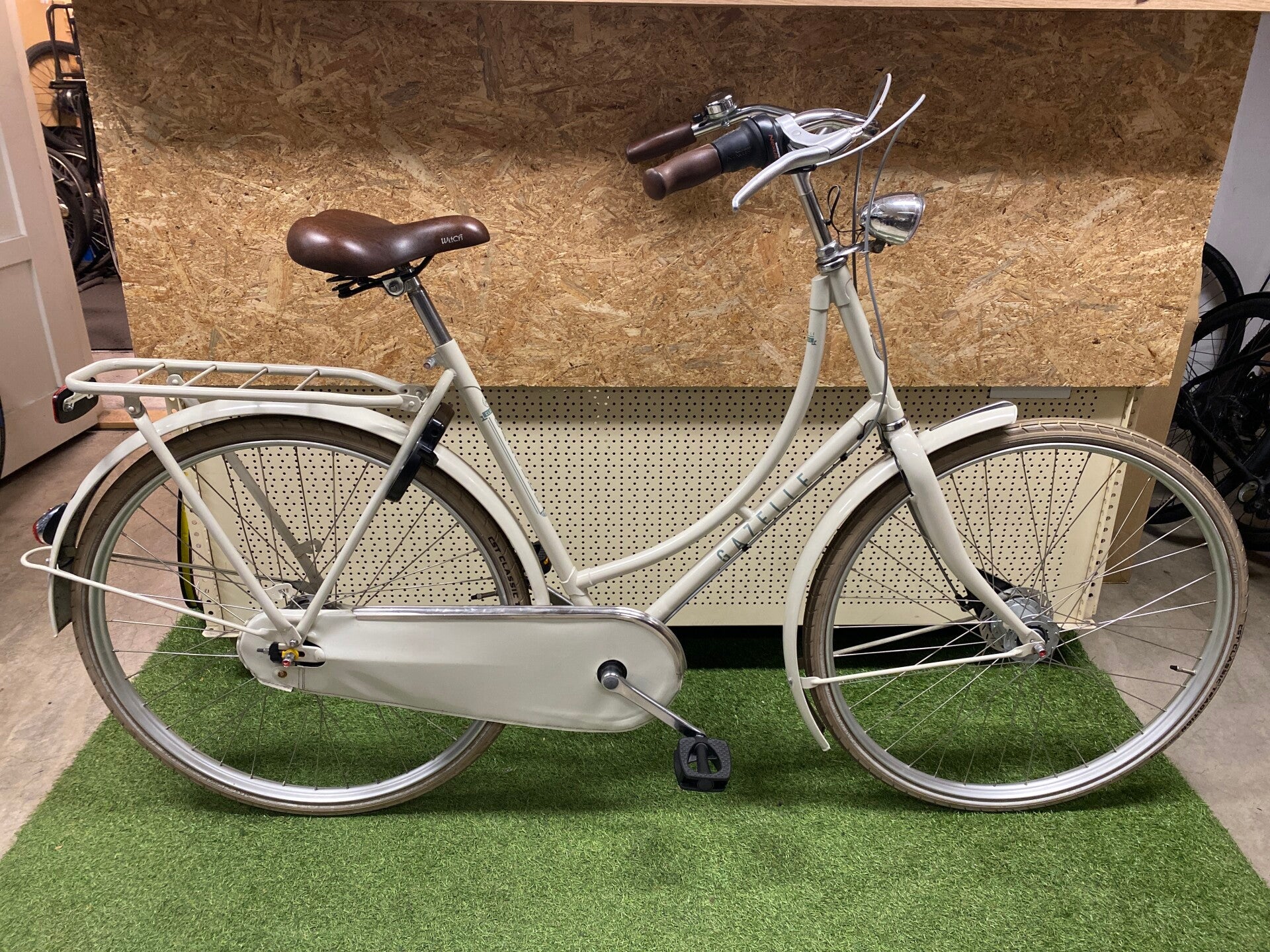 GAZELLE CLASSIC 2022 DAMESFIETS 57 CM 7V