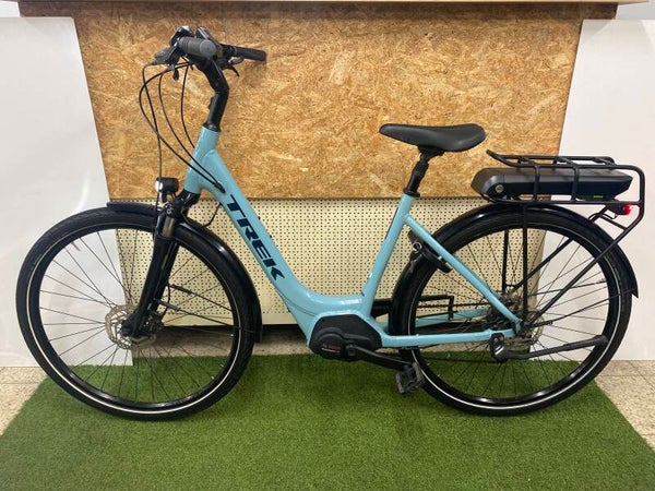 TREK VERVE+2 2023 BOSCH PERFORMANCE LINE MIDDENMOTOR ELEKTRISCHE DAMESFIETS 50 CM 9V