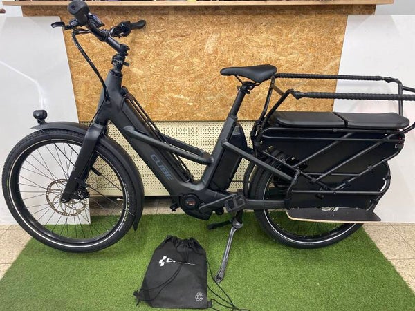CUBE LONGTAIL HYBRID FAMILY 2026 NIEUW BOSCH CARGO LINE MIDDENMOTOR ELEKTRISCHE FAMILY FIETS BELT DRIVE