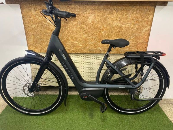 GAZELLE AVIGNON C380 2024 BOSCH PERFORMANCE LINE MIDDENMOTOR ELEKTRISCHE FIETS 49 CM SLECHTS 415 KM BELT DRIVE