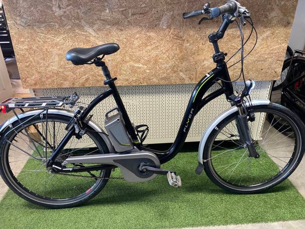 FLYER E-BIKE LAGE INSTAP MIDDENMOTOR ELEKTRISCHE DAMESFIETS 57 EN 49 CM