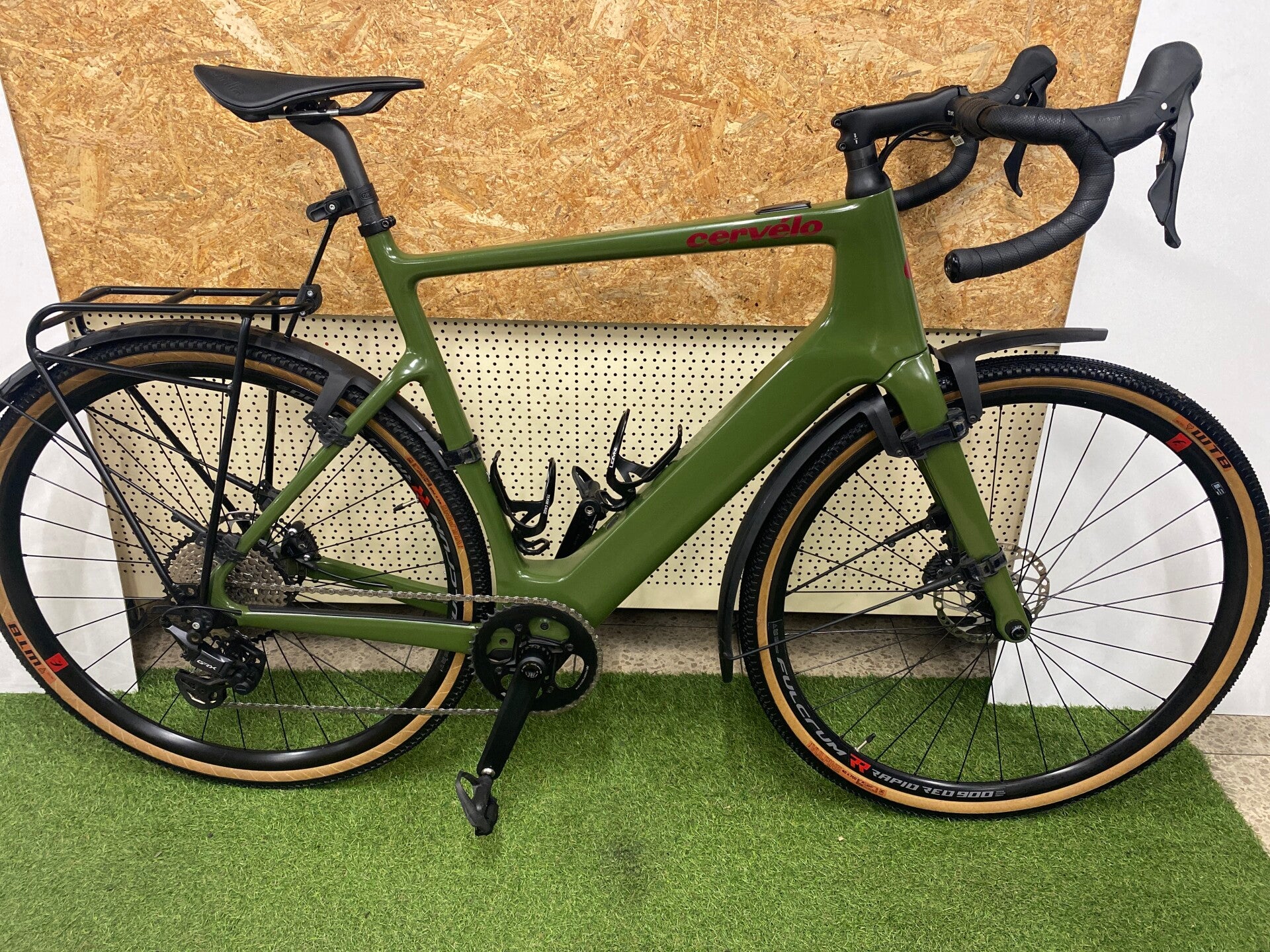 CERVELO ROUVIDA GRX RX 610 1 2025 E-GRAVEL XL SLECHTS 190 KM