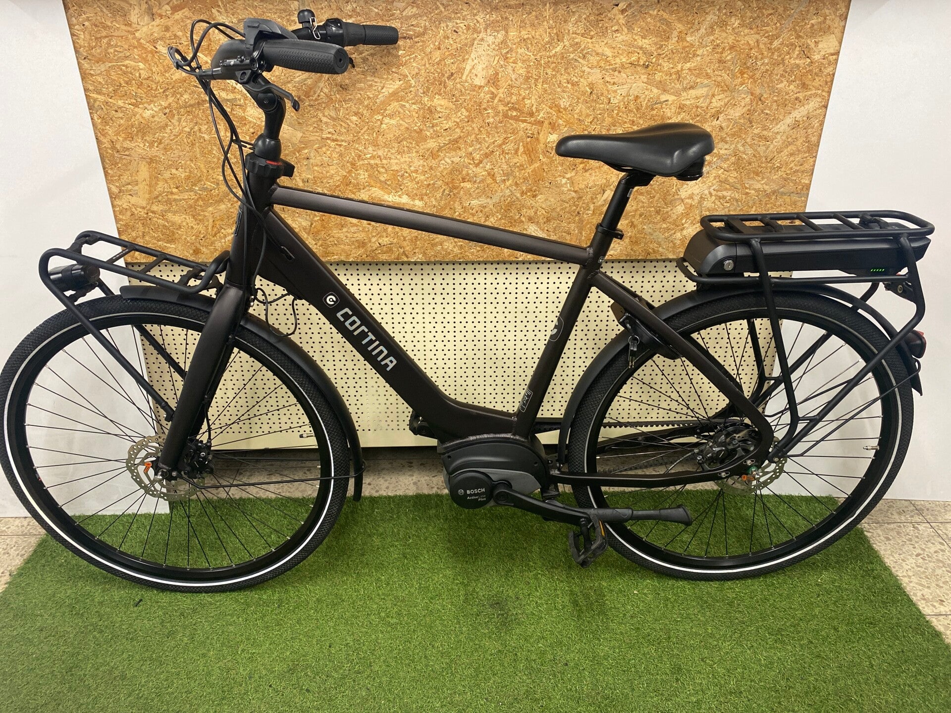 CORTINA E COMMON 2026 BOSCH HERENFIETS 56CM BELTDRIVE 841 KM