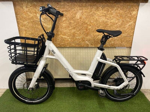 QIO EINS P-E 2024 BOSCH PERFORMAANCE LINE MIDDENMOTOR COMPACT FIETS 48 CM BELT DRIVE