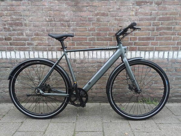 TENWAYS CGO600 PRO ELEKTRISCHE HERENFIETS 58CM SLECHTS 859 KM BELT DRIVE