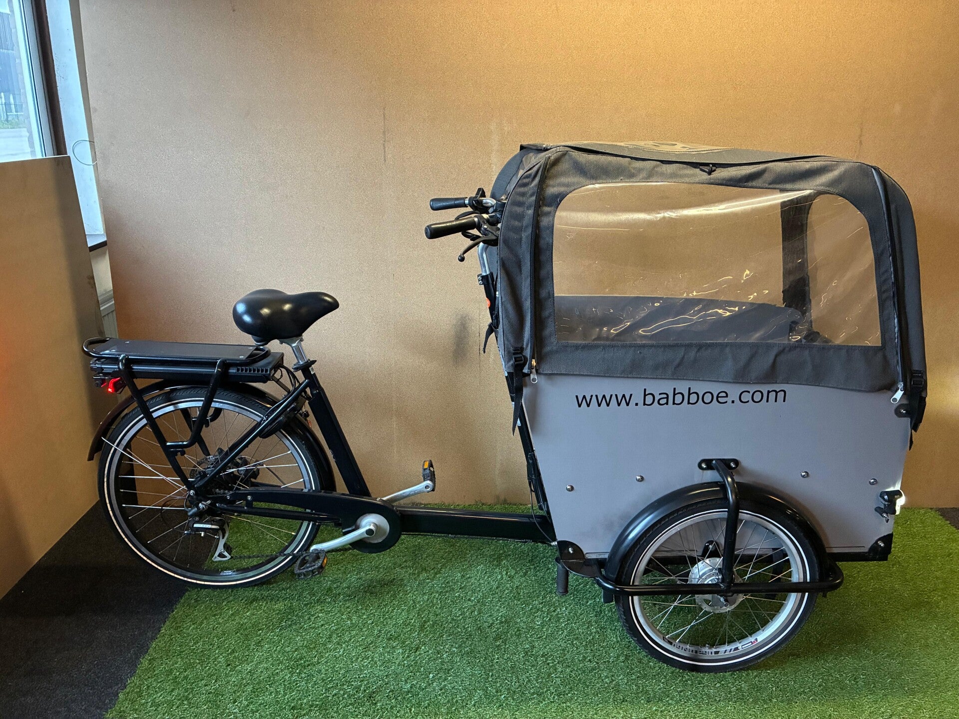 BABBOE  BIG E 2023 ELEKTRISCHE BAKFIETS 500WH SLECHTS 217 KM