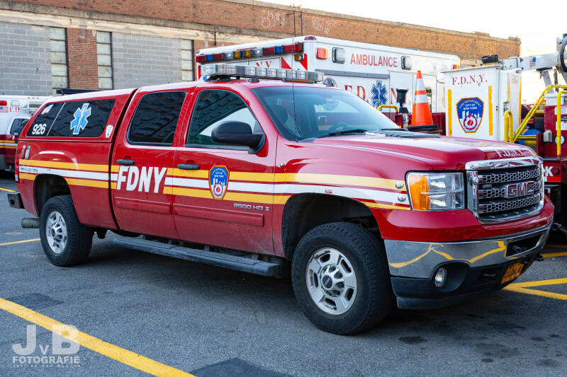 EMS 926 - FDNY Medics