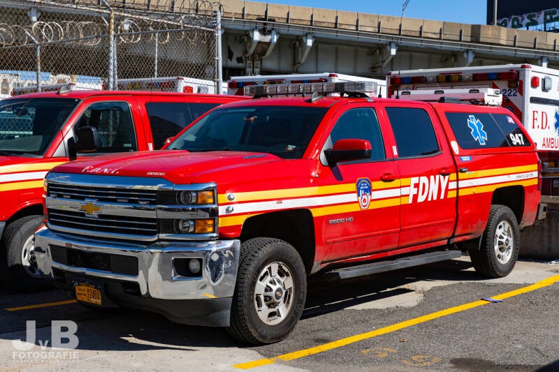 EMS 947 - FDNY Medics