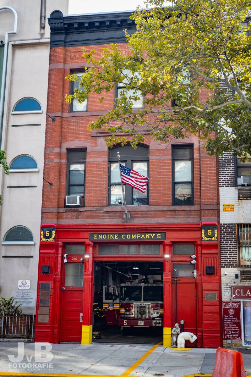 Engine 5 - Manhattan
