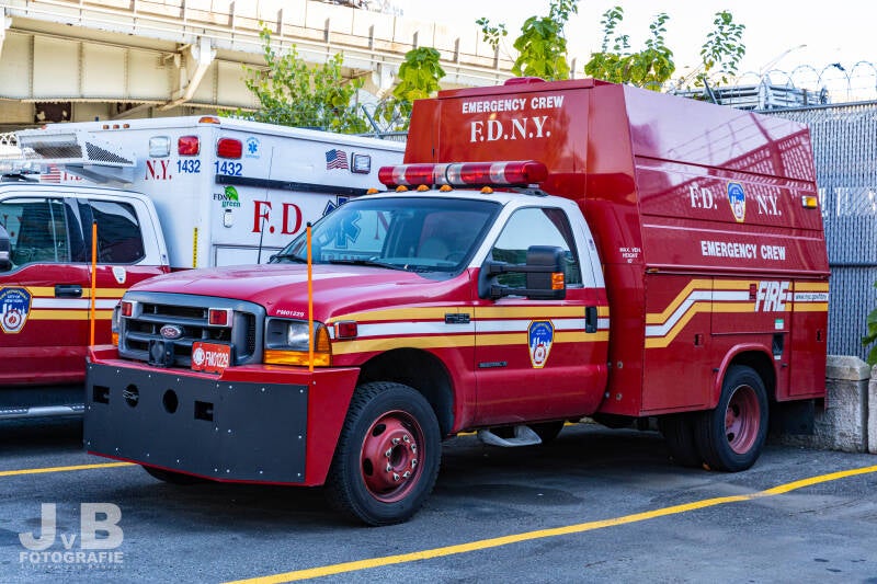 FDNY Emergency Crew