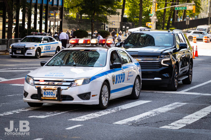 NYPD Ford Fusion School Safety Division 630210 