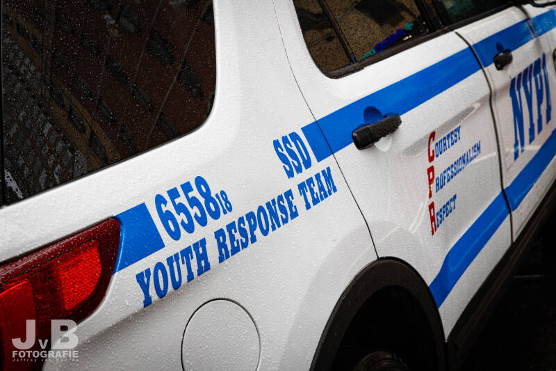 NYPD Ford Explorer Police Interceptor School Safety Division Youth Response Team SSD 655818