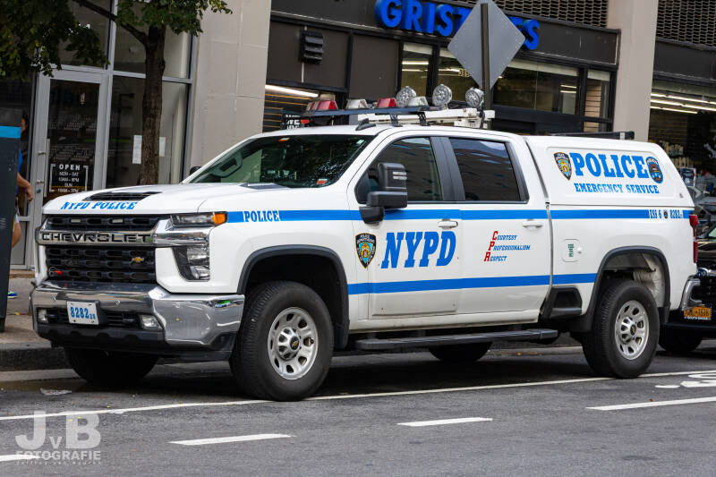 NYPD Chevrolet Silverado ESS 6 828220
