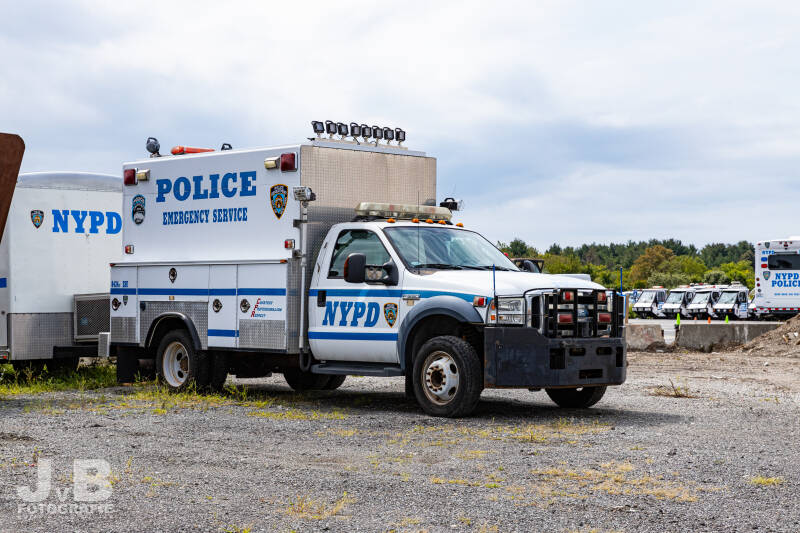 NYPD Ford F550 Hazmat truck ESU 842407