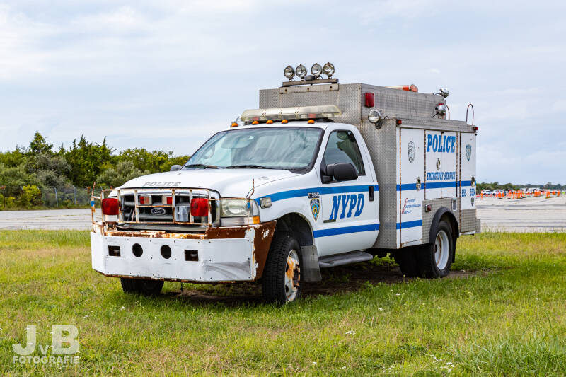 NYPD Ford F550 ESU Truck ESS 5524