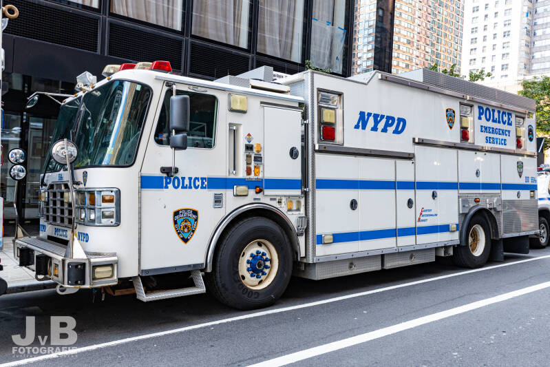 NYPD Ferrara Hazardous Materials Truck ESU 551407