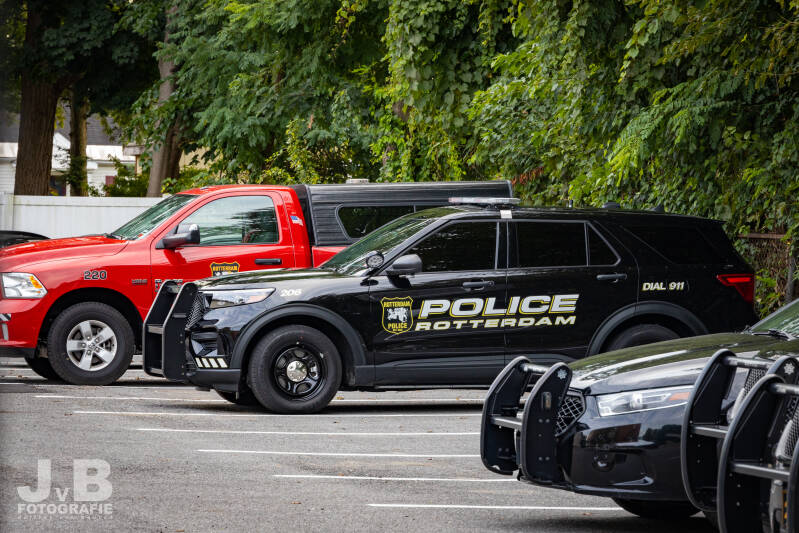 206 - Ford Explorer Police Interceptor Rotterdam Police Department