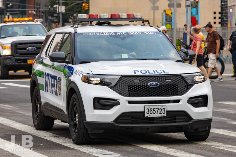 Ford Explorer Police Interceptor Utility (New livery) 365723 EMFT