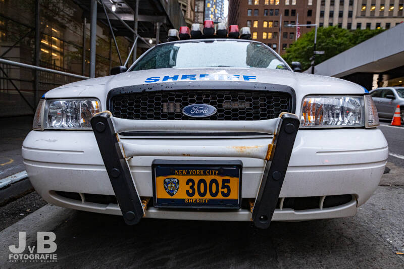 3005 - Ford Crown Victoria Police Interceptor (CVPI)New York City Sheriff's Department