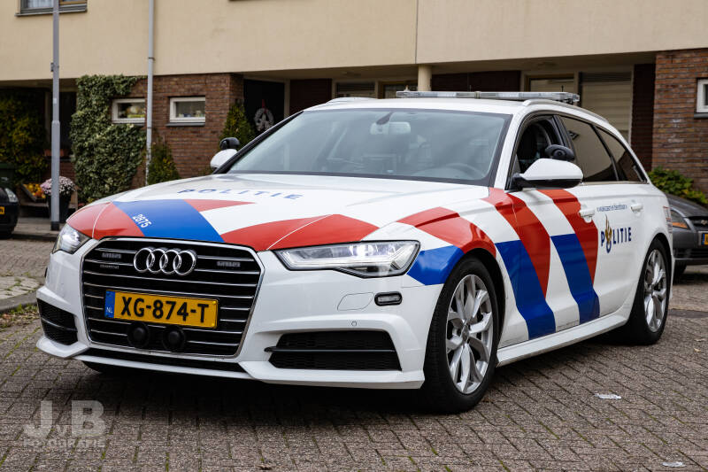 De Audi A6 quattro als Snel Interventievoertuig van het Team Verkeer Rotterdam.