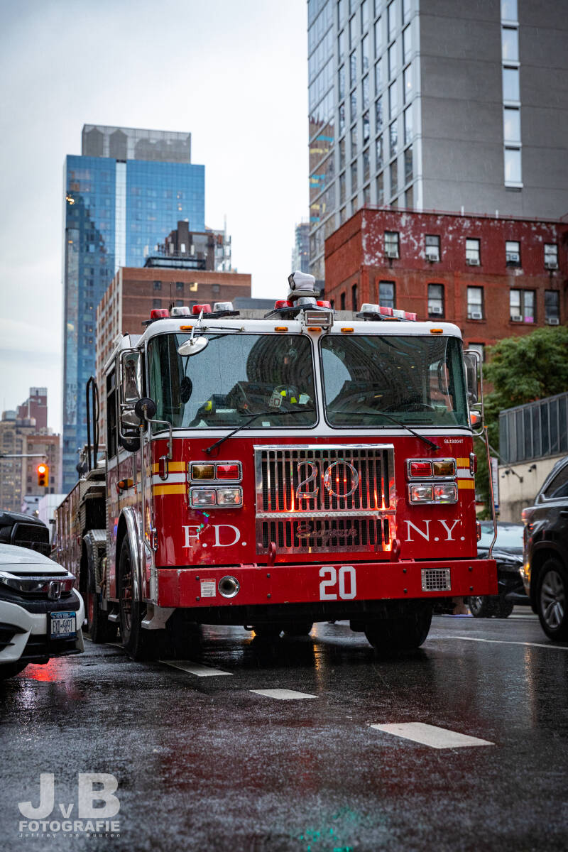 Tiller Ladder 20 - Manhattan