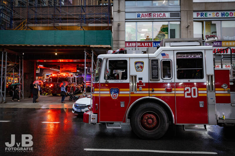 Tiller Ladder 20 - Manhattan