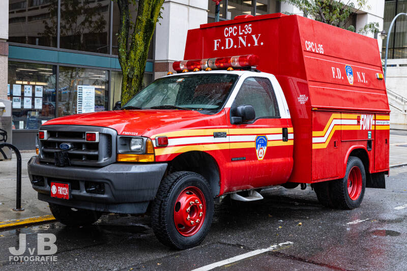 Ladder 35 CPC L-35 - Manhattan