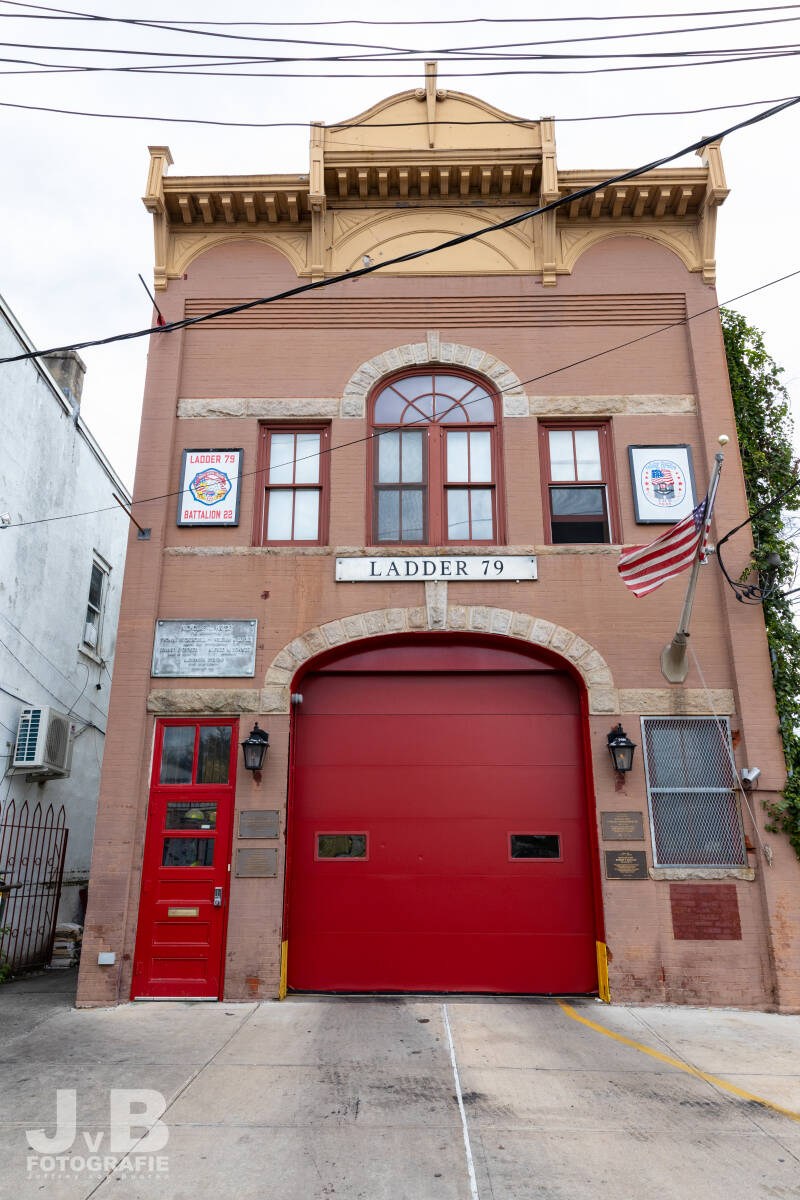 Fire Station Ladder 79 - Battalion 22