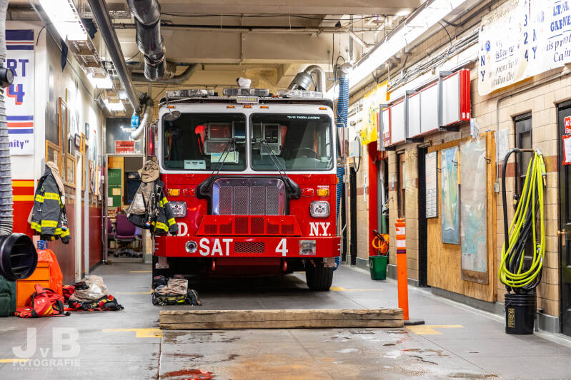 Satellite 4 - Queens