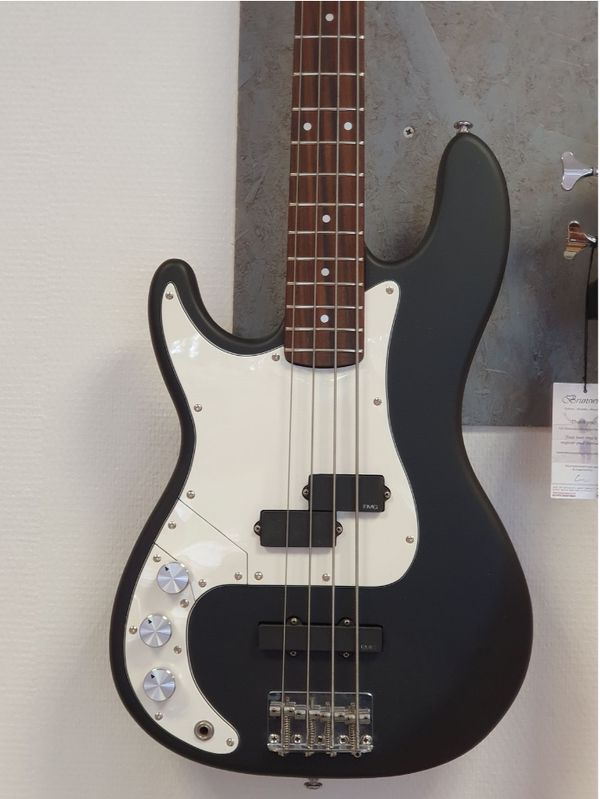 Basse HOHNER Gauchère Micros actifs Noire Mat OCCASION