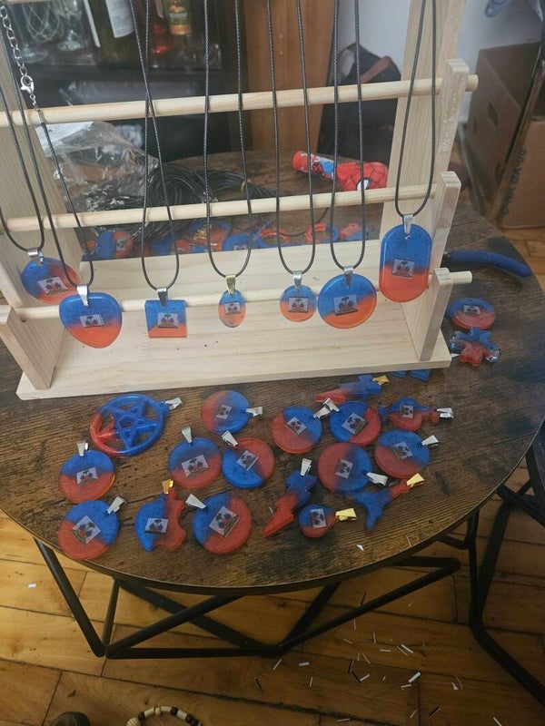 Bijoux Haïtien pandif, Boucles d’oreilles,  chaines