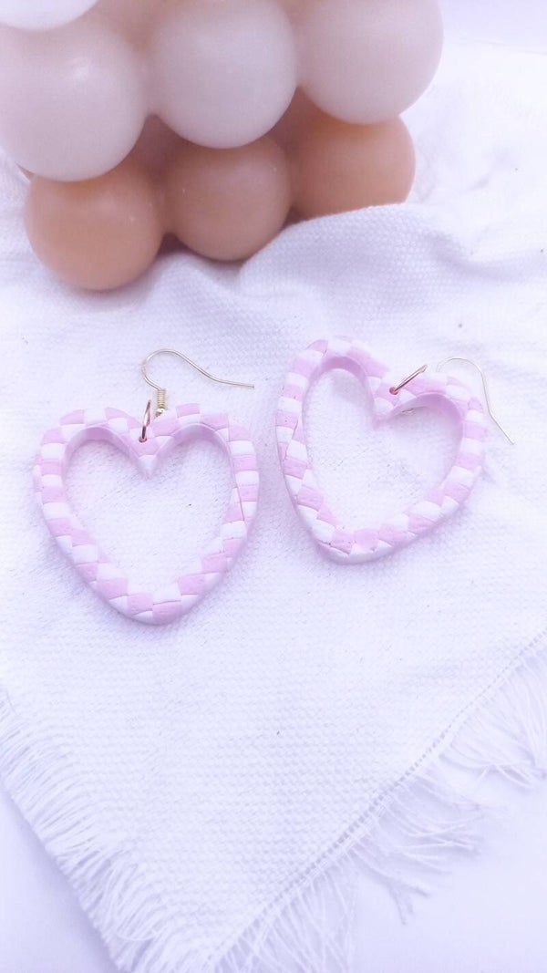 Oorbel ⬪ Hangers ⬪ Open hart ⬪ Roze en wit geruit