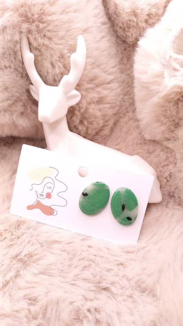 Oorbel ⬪ Studs ⬪ Ovaal ⬪ Groen