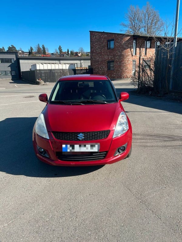 SUZUKI SWIFT 2011