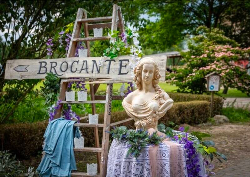 Brocante fair op Klooster Graefenthal in Goch