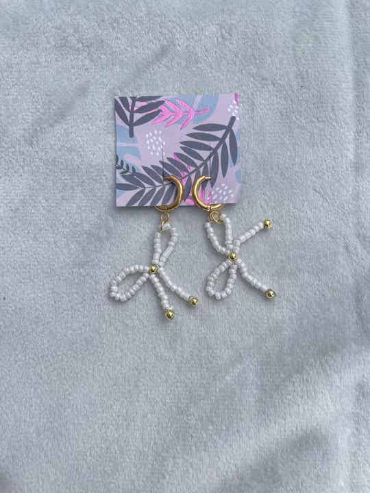 Bow earrings