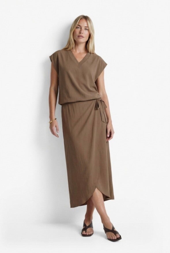 Rok Gunilla walnut travelstof