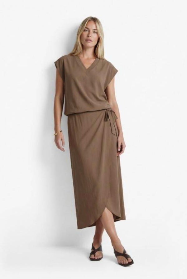Rok Gunilla walnut travelstof