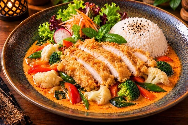 S54. ROTCURRY PANIERTES HÄHNCHEN FILET  (Bep) Curry Đỏ Gà Chiên