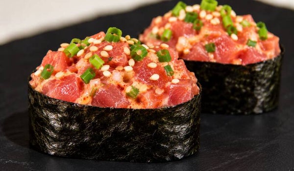 A53.MAGURO SPICY GUNKAN (Sushi)