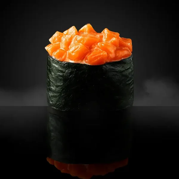 A52.SAKE SPICY GUNKAN (Sushi)