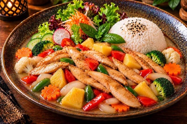 MK6 A: SÜß SAUER HÄHNCHENBRUST ( GÀ XÀO BUỔI TRƯA)