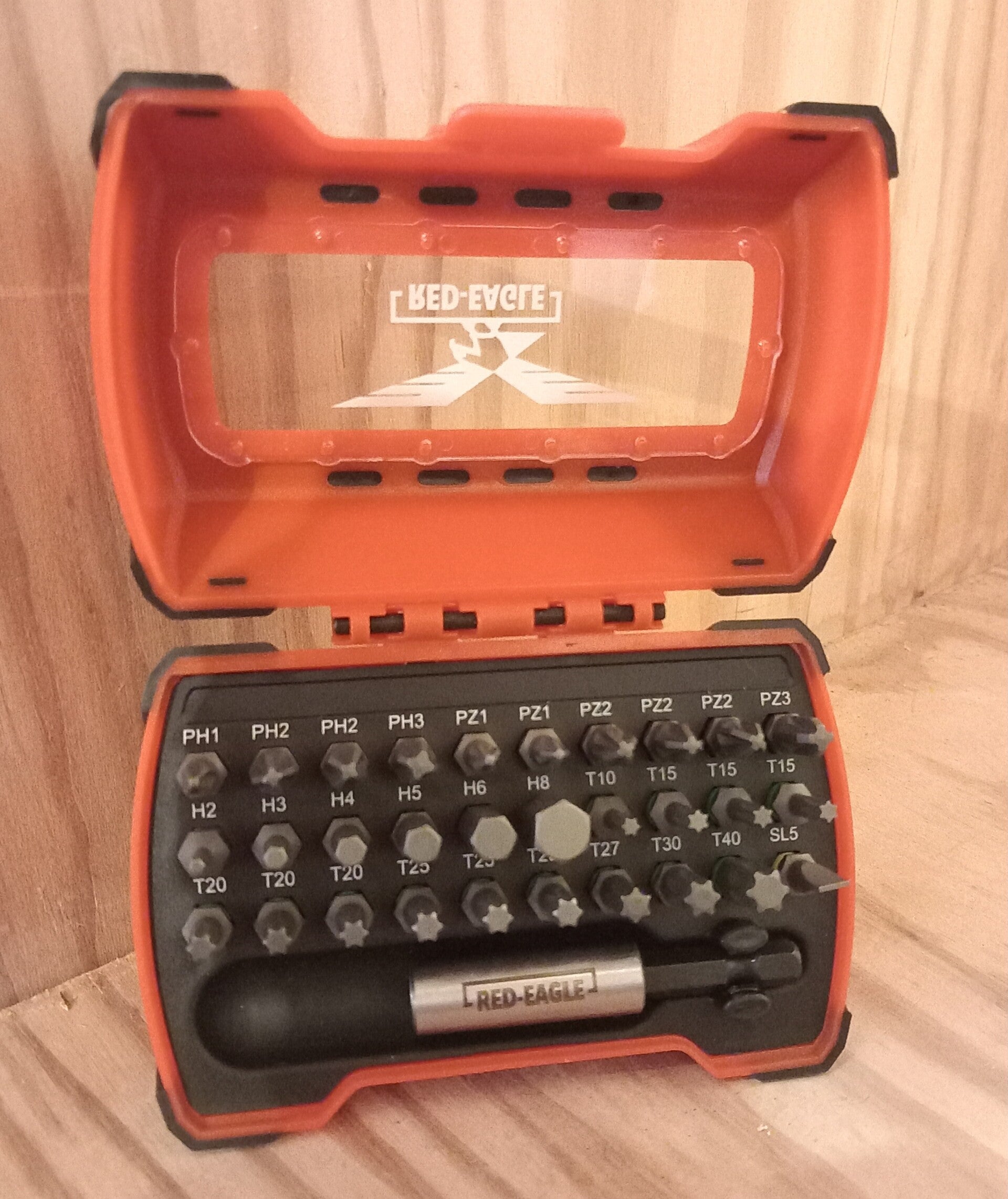 Red Eagle bitset 31-delig