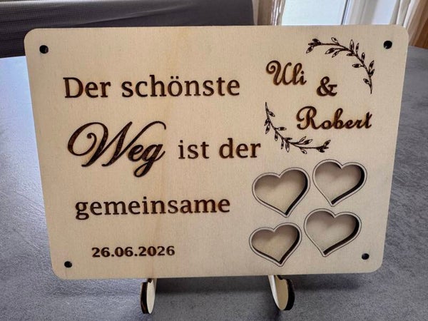 Personalisierte Holztafel zur Hochzeit